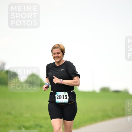 10.05.2026 - 8. Wedeler Halbmarathon Dr. Thomas Lammeyer http://msf.ph/oto/9715131 10.05.2026 12:24:36 Laufen 2015 meine-sportfotos.de