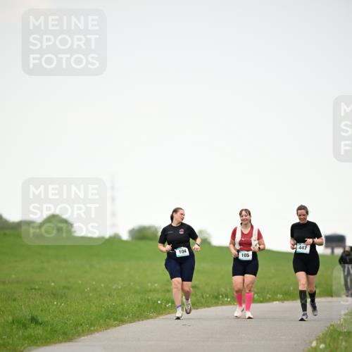 10.05.2026 - 8. Wedeler Halbmarathon Dr. Thomas Lammeyer http://msf.ph/oto/9715141 10.05.2026 12:25:19 Laufen 104, 105, 447 meine-sportfotos.de