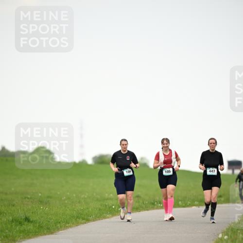 10.05.2026 - 8. Wedeler Halbmarathon Dr. Thomas Lammeyer http://msf.ph/oto/9715155 10.05.2026 12:25:20 Laufen 104, 105, 447 meine-sportfotos.de