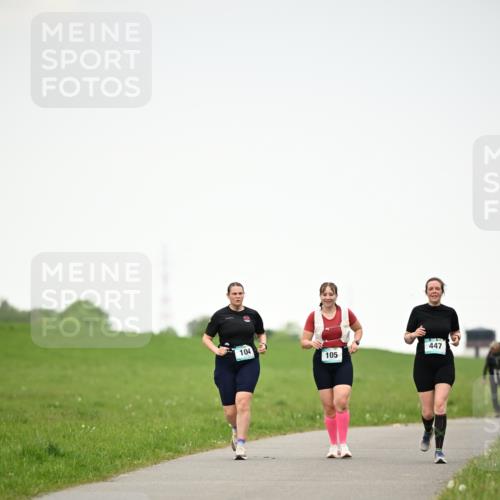 10.05.2026 - 8. Wedeler Halbmarathon Dr. Thomas Lammeyer http://msf.ph/oto/9715161 10.05.2026 12:25:21 Laufen 104, 105, 447 meine-sportfotos.de
