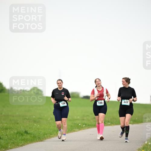 10.05.2026 - 8. Wedeler Halbmarathon Dr. Thomas Lammeyer http://msf.ph/oto/9715190 10.05.2026 12:25:23 Laufen 104, 105, 447 meine-sportfotos.de