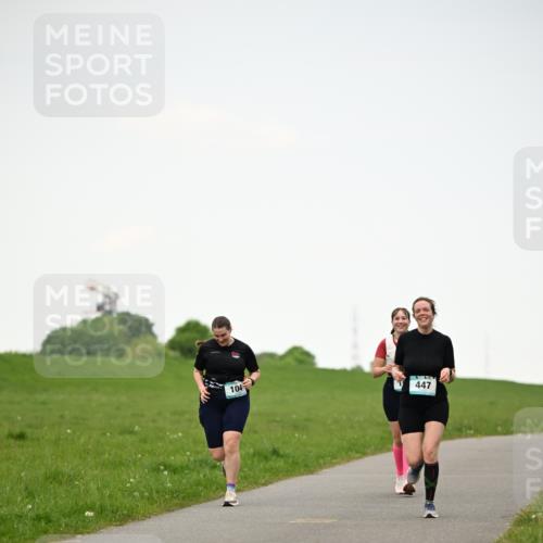 10.05.2026 - 8. Wedeler Halbmarathon Dr. Thomas Lammeyer http://msf.ph/oto/9715208 10.05.2026 12:25:27 Laufen 104, 447 meine-sportfotos.de
