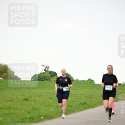 10.05.2026 - 8. Wedeler Halbmarathon Dr. Thomas Lammeyer http://msf.ph/oto/9715215 10.05.2026 12:25:28 Laufen  meine-sportfotos.de