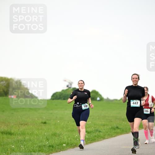 10.05.2026 - 8. Wedeler Halbmarathon Dr. Thomas Lammeyer http://msf.ph/oto/9715222 10.05.2026 12:25:28 Laufen 104, 447, 105 meine-sportfotos.de