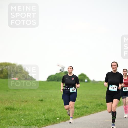 10.05.2026 - 8. Wedeler Halbmarathon Dr. Thomas Lammeyer http://msf.ph/oto/9715224 10.05.2026 12:25:28 Laufen 104, 447, 105 meine-sportfotos.de