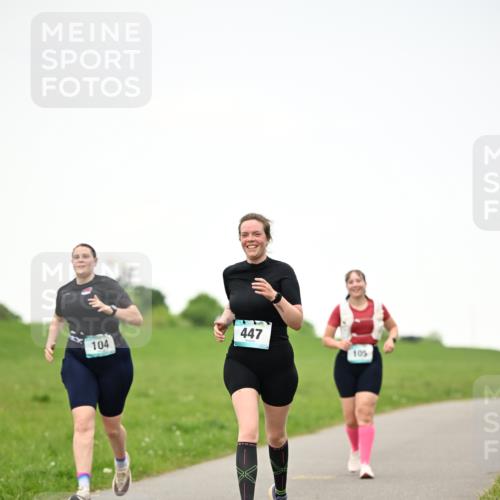 10.05.2026 - 8. Wedeler Halbmarathon Dr. Thomas Lammeyer http://msf.ph/oto/9715227 10.05.2026 12:25:29 Laufen 104, 447, 105 meine-sportfotos.de