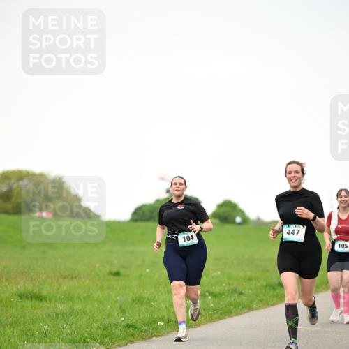 10.05.2026 - 8. Wedeler Halbmarathon Dr. Thomas Lammeyer http://msf.ph/oto/9715229 10.05.2026 12:25:28 Laufen 104, 447, 105 meine-sportfotos.de