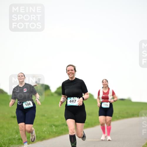 10.05.2026 - 8. Wedeler Halbmarathon Dr. Thomas Lammeyer http://msf.ph/oto/9715232 10.05.2026 12:25:29 Laufen 104, 447, 105 meine-sportfotos.de