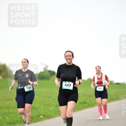 10.05.2026 - 8. Wedeler Halbmarathon Dr. Thomas Lammeyer http://msf.ph/oto/9715234 10.05.2026 12:25:30 Laufen 104, 447, 105 meine-sportfotos.de