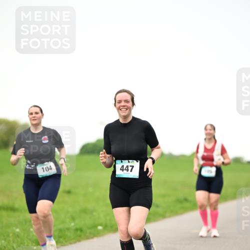10.05.2026 - 8. Wedeler Halbmarathon Dr. Thomas Lammeyer http://msf.ph/oto/9715238 10.05.2026 12:25:30 Laufen 104, 447 meine-sportfotos.de