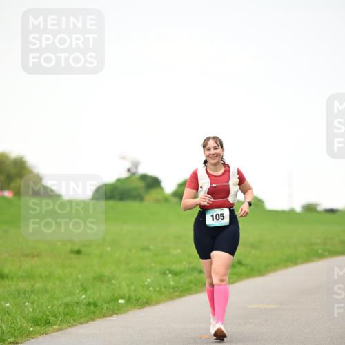 10.05.2026 - 8. Wedeler Halbmarathon Dr. Thomas Lammeyer http://msf.ph/oto/9715251 10.05.2026 12:25:32 Laufen 105 meine-sportfotos.de