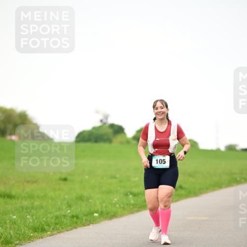 10.05.2026 - 8. Wedeler Halbmarathon Dr. Thomas Lammeyer http://msf.ph/oto/9715257 10.05.2026 12:25:32 Laufen 105 meine-sportfotos.de