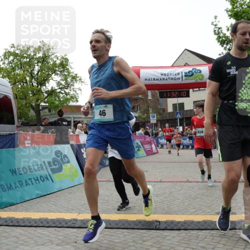 10.05.2026 - 8. Wedeler Halbmarathon Yannick Fuchs http://msf.ph/oto/9715267 10.05.2026 11:32:08 Ziel 46, 122, 845, 935, 939, 990, 2079, 2091 meine-sportfotos.de