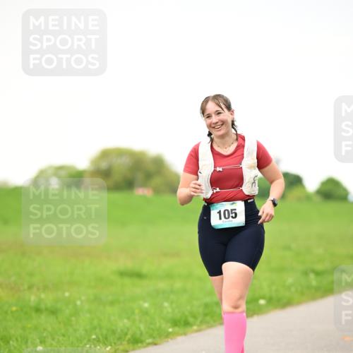 10.05.2026 - 8. Wedeler Halbmarathon Dr. Thomas Lammeyer http://msf.ph/oto/9715279 10.05.2026 12:25:34 Laufen 105 meine-sportfotos.de