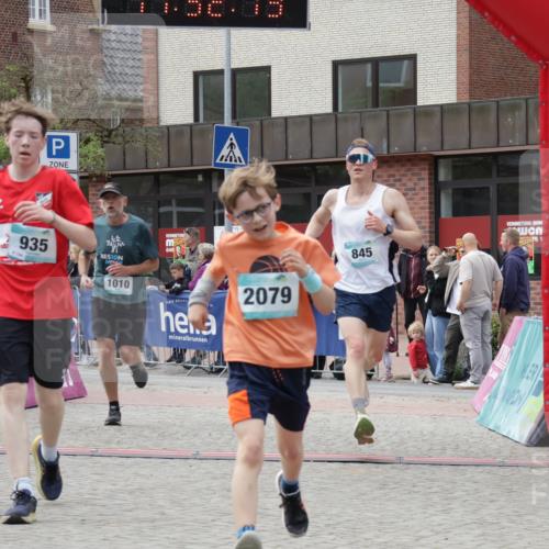10.05.2026 - 8. Wedeler Halbmarathon Yannick Fuchs http://msf.ph/oto/9715305 10.05.2026 11:32:12 Ziel 46, 845, 935, 939, 990, 1010, 2079 meine-sportfotos.de