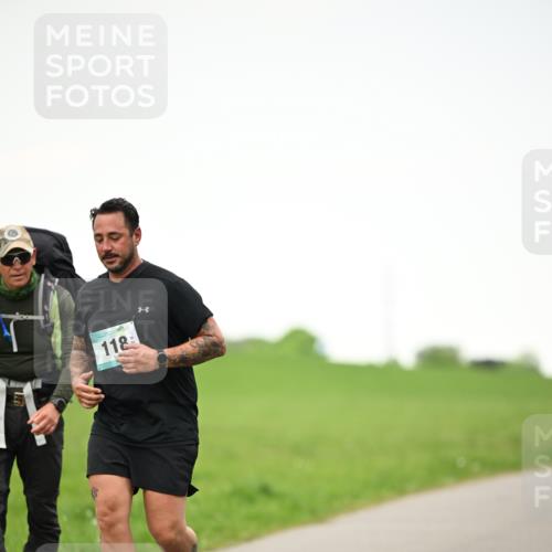10.05.2026 - 8. Wedeler Halbmarathon Dr. Thomas Lammeyer http://msf.ph/oto/9715323 10.05.2026 12:26:15 Laufen 118 meine-sportfotos.de