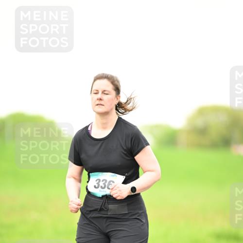 10.05.2026 - 8. Wedeler Halbmarathon Dr. Thomas Lammeyer http://msf.ph/oto/9715333 10.05.2026 12:26:16 Laufen 336 meine-sportfotos.de