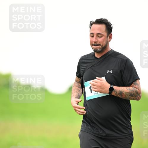 10.05.2026 - 8. Wedeler Halbmarathon Dr. Thomas Lammeyer http://msf.ph/oto/9715351 10.05.2026 12:26:19 Laufen  meine-sportfotos.de