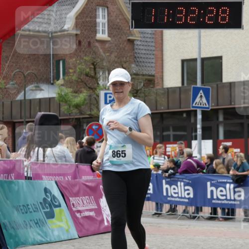 10.05.2026 - 8. Wedeler Halbmarathon Yannick Fuchs http://msf.ph/oto/9715365 10.05.2026 11:32:26 Ziel 865 meine-sportfotos.de