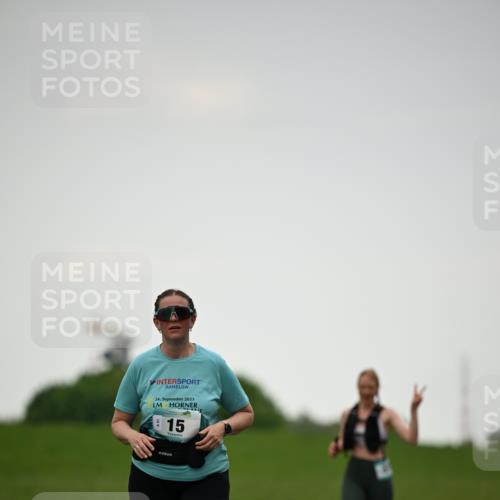 10.05.2026 - 8. Wedeler Halbmarathon Dr. Thomas Lammeyer http://msf.ph/oto/9715433 10.05.2026 12:27:43 Laufen 2023 meine-sportfotos.de