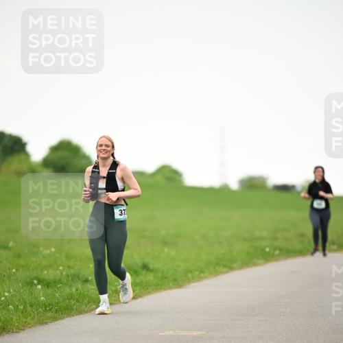 10.05.2026 - 8. Wedeler Halbmarathon Dr. Thomas Lammeyer http://msf.ph/oto/9715443 10.05.2026 12:27:45 Laufen  meine-sportfotos.de
