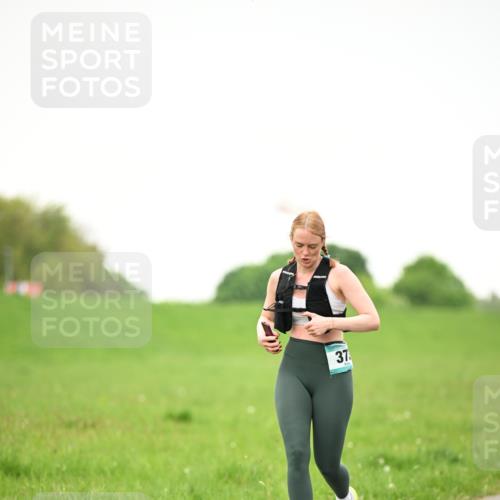 10.05.2026 - 8. Wedeler Halbmarathon Dr. Thomas Lammeyer http://msf.ph/oto/9715478 10.05.2026 12:27:48 Laufen  meine-sportfotos.de