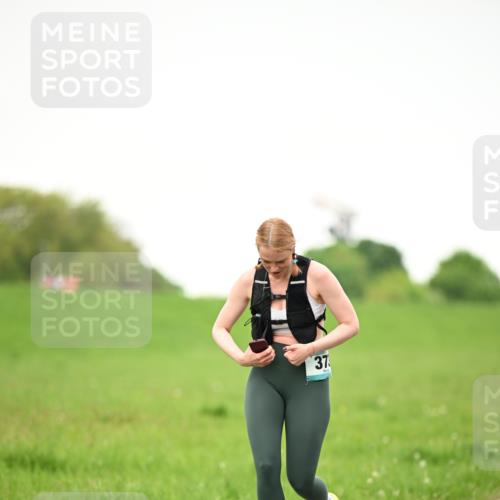 10.05.2026 - 8. Wedeler Halbmarathon Dr. Thomas Lammeyer http://msf.ph/oto/9715488 10.05.2026 12:27:49 Laufen  meine-sportfotos.de