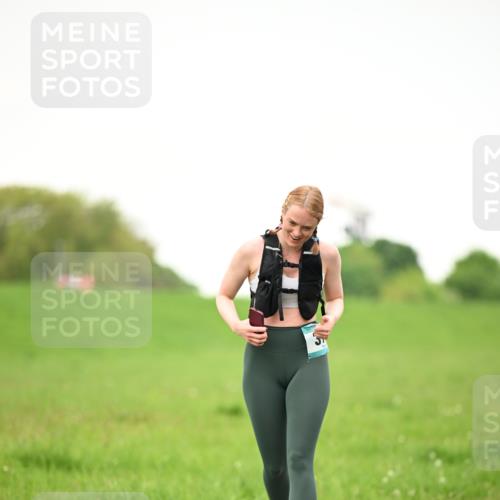 10.05.2026 - 8. Wedeler Halbmarathon Dr. Thomas Lammeyer http://msf.ph/oto/9715491 10.05.2026 12:27:49 Laufen  meine-sportfotos.de