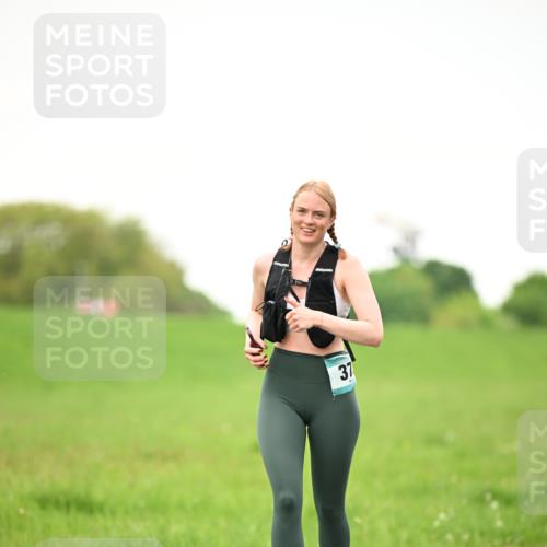 10.05.2026 - 8. Wedeler Halbmarathon Dr. Thomas Lammeyer http://msf.ph/oto/9715494 10.05.2026 12:27:49 Laufen  meine-sportfotos.de