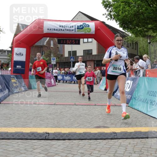 10.05.2026 - 8. Wedeler Halbmarathon Yannick Fuchs http://msf.ph/oto/9715566 10.05.2026 11:32:49 Ziel 244, 654, 656, 661, 943, 2016 meine-sportfotos.de