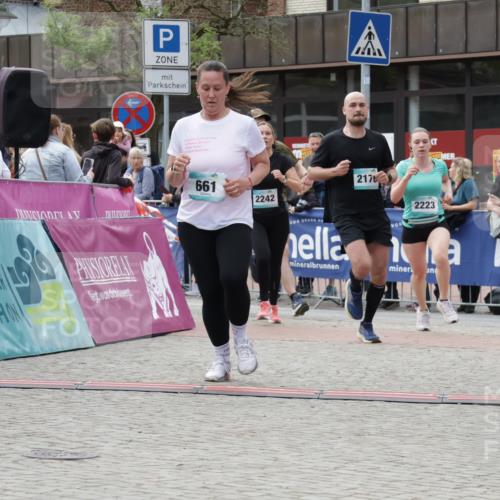 10.05.2026 - 8. Wedeler Halbmarathon Yannick Fuchs http://msf.ph/oto/9715598 10.05.2026 11:32:52 Ziel 654, 656, 661, 943, 2016, 2168, 2176, 2223, 2242 meine-sportfotos.de