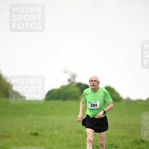 10.05.2026 - 8. Wedeler Halbmarathon Dr. Thomas Lammeyer http://msf.ph/oto/9715636 10.05.2026 12:29:01 Laufen 394 meine-sportfotos.de