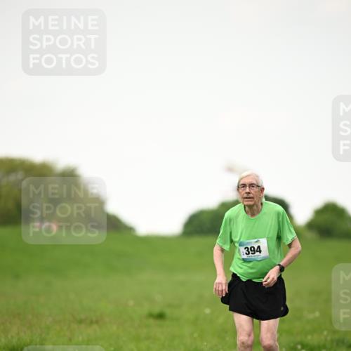 10.05.2026 - 8. Wedeler Halbmarathon Dr. Thomas Lammeyer http://msf.ph/oto/9715649 10.05.2026 12:29:02 Laufen 394 meine-sportfotos.de