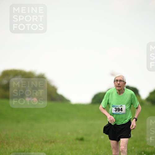 10.05.2026 - 8. Wedeler Halbmarathon Dr. Thomas Lammeyer http://msf.ph/oto/9715652 10.05.2026 12:29:02 Laufen 394 meine-sportfotos.de