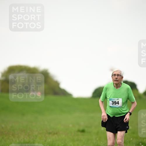 10.05.2026 - 8. Wedeler Halbmarathon Dr. Thomas Lammeyer http://msf.ph/oto/9715655 10.05.2026 12:29:02 Laufen 394 meine-sportfotos.de