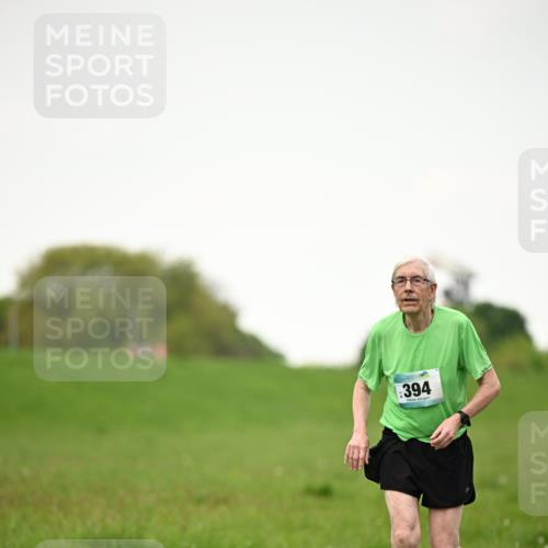 10.05.2026 - 8. Wedeler Halbmarathon Dr. Thomas Lammeyer http://msf.ph/oto/9715657 10.05.2026 12:29:03 Laufen 394 meine-sportfotos.de