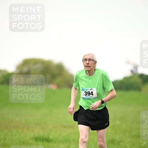 10.05.2026 - 8. Wedeler Halbmarathon Dr. Thomas Lammeyer http://msf.ph/oto/9715675 10.05.2026 12:29:04 Laufen 394 meine-sportfotos.de