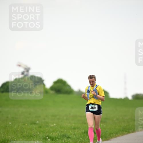 10.05.2026 - 8. Wedeler Halbmarathon Dr. Thomas Lammeyer http://msf.ph/oto/9715690 10.05.2026 12:29:09 Laufen 369 meine-sportfotos.de