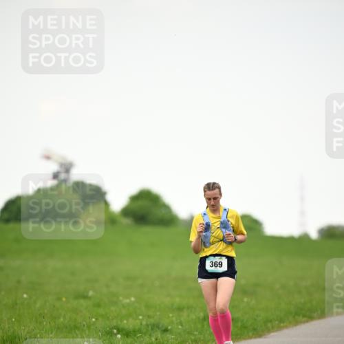 10.05.2026 - 8. Wedeler Halbmarathon Dr. Thomas Lammeyer http://msf.ph/oto/9715693 10.05.2026 12:29:09 Laufen 369 meine-sportfotos.de
