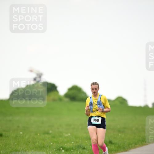 10.05.2026 - 8. Wedeler Halbmarathon Dr. Thomas Lammeyer http://msf.ph/oto/9715699 10.05.2026 12:29:10 Laufen 369 meine-sportfotos.de