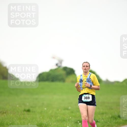 10.05.2026 - 8. Wedeler Halbmarathon Dr. Thomas Lammeyer http://msf.ph/oto/9715718 10.05.2026 12:29:11 Laufen 369 meine-sportfotos.de