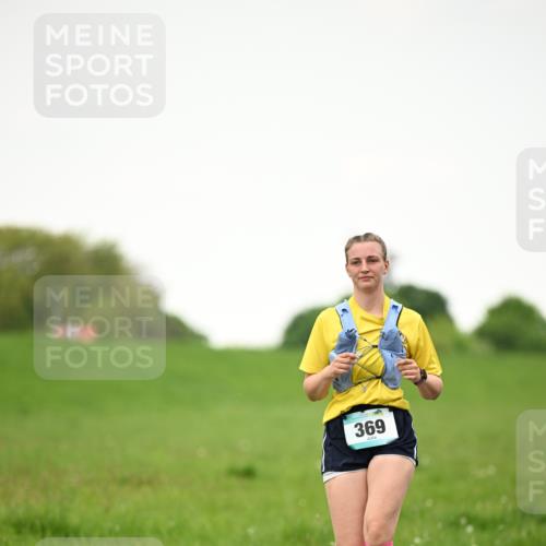 10.05.2026 - 8. Wedeler Halbmarathon Dr. Thomas Lammeyer http://msf.ph/oto/9715742 10.05.2026 12:29:13 Laufen 369 meine-sportfotos.de