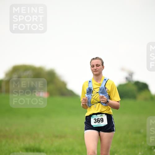 10.05.2026 - 8. Wedeler Halbmarathon Dr. Thomas Lammeyer http://msf.ph/oto/9715752 10.05.2026 12:29:14 Laufen 369 meine-sportfotos.de