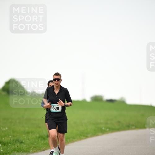 10.05.2026 - 8. Wedeler Halbmarathon Dr. Thomas Lammeyer http://msf.ph/oto/9715755 10.05.2026 12:29:24 Laufen 630 meine-sportfotos.de