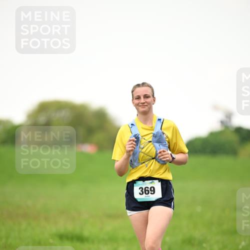 10.05.2026 - 8. Wedeler Halbmarathon Dr. Thomas Lammeyer http://msf.ph/oto/9715759 10.05.2026 12:29:15 Laufen 369 meine-sportfotos.de