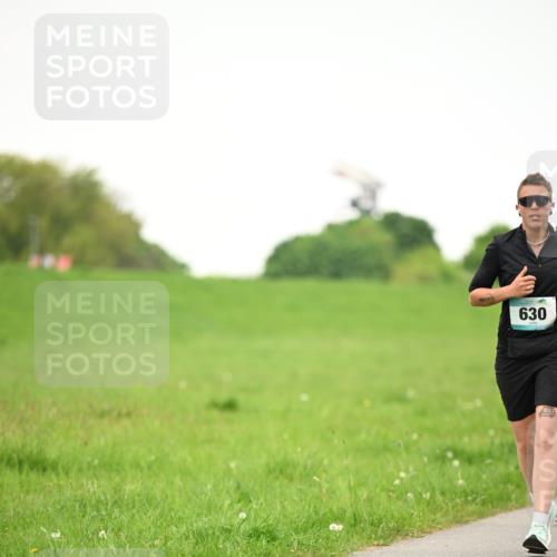 10.05.2026 - 8. Wedeler Halbmarathon Dr. Thomas Lammeyer http://msf.ph/oto/9715760 10.05.2026 12:29:25 Laufen 630 meine-sportfotos.de