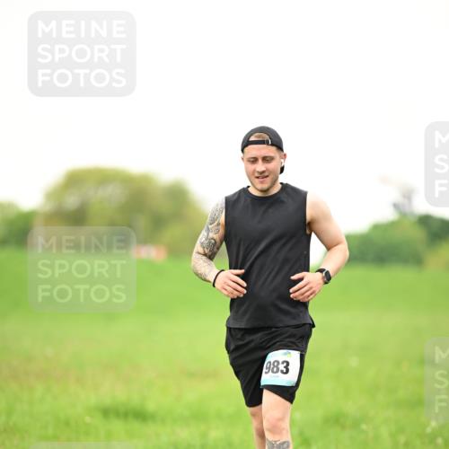 10.05.2026 - 8. Wedeler Halbmarathon Dr. Thomas Lammeyer http://msf.ph/oto/9715859 10.05.2026 12:30:07 Laufen 983 meine-sportfotos.de