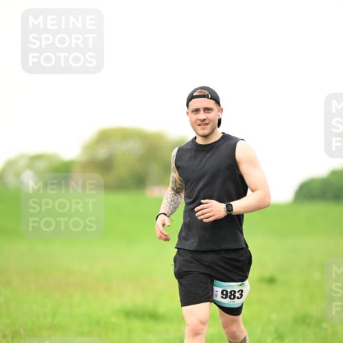 10.05.2026 - 8. Wedeler Halbmarathon Dr. Thomas Lammeyer http://msf.ph/oto/9715863 10.05.2026 12:30:07 Laufen 983 meine-sportfotos.de