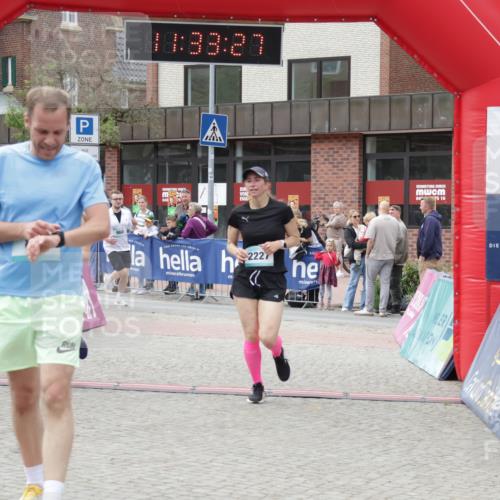 10.05.2026 - 8. Wedeler Halbmarathon Yannick Fuchs http://msf.ph/oto/9715885 10.05.2026 11:33:25 Ziel 86, 897, 960, 2226, 2227 meine-sportfotos.de