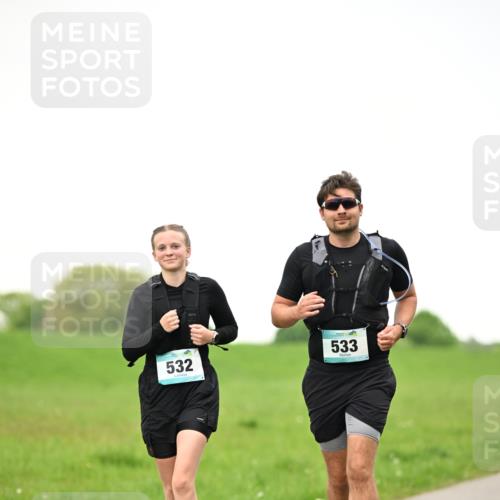 10.05.2026 - 8. Wedeler Halbmarathon Dr. Thomas Lammeyer http://msf.ph/oto/9715909 10.05.2026 12:30:26 Laufen 532, 533 meine-sportfotos.de